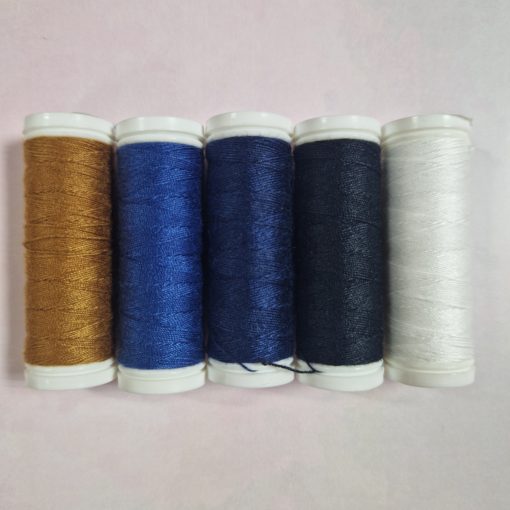 Ariadna Talia 30 - Vastag varrócérna