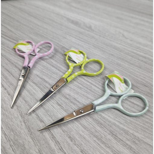 Pöttyös hímzőolló