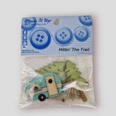 Dress it up! gomb - Hittin' The Trail - Kemping