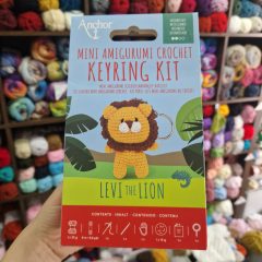   Anchor - Levi the lion - Amigurumi kulcstartó egységcsomag eszközökkel