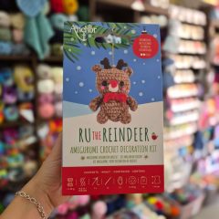   Anchor - Ru the Reindeer - Amigurumi karácsonyfa dísz egységcsomag eszközökkel