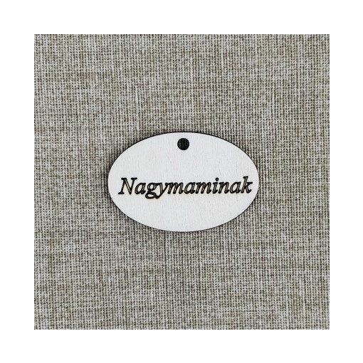 Nagymaminak - feliratú tábla