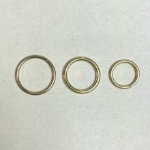 Arany színű fém karika - 2 cm-től