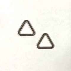 Ezüst színű fém háromszög fogótartó - 2 cm