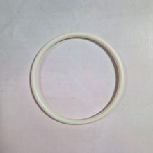 Műanyag karika - krém - 13 cm