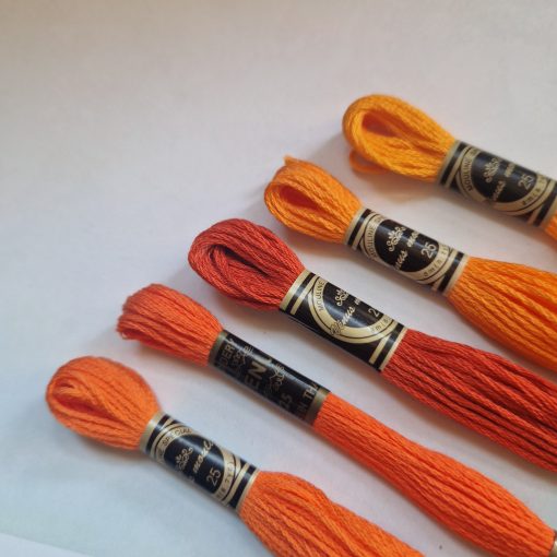 Venus  Mouliné osztott hímzőfonal - Sárgák