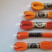 Venus  Mouliné osztott hímzőfonal - Sárgák