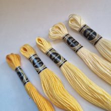 Venus  Mouliné osztott hímzőfonal - Sárgák